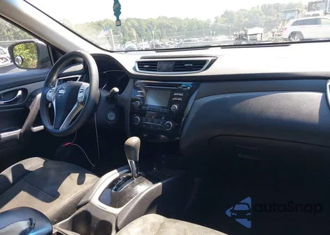 2015 Nissan Rogue S/Sl/Sv z USA, uszkodzony, nr VIN 5N1AT2MV9FC883886